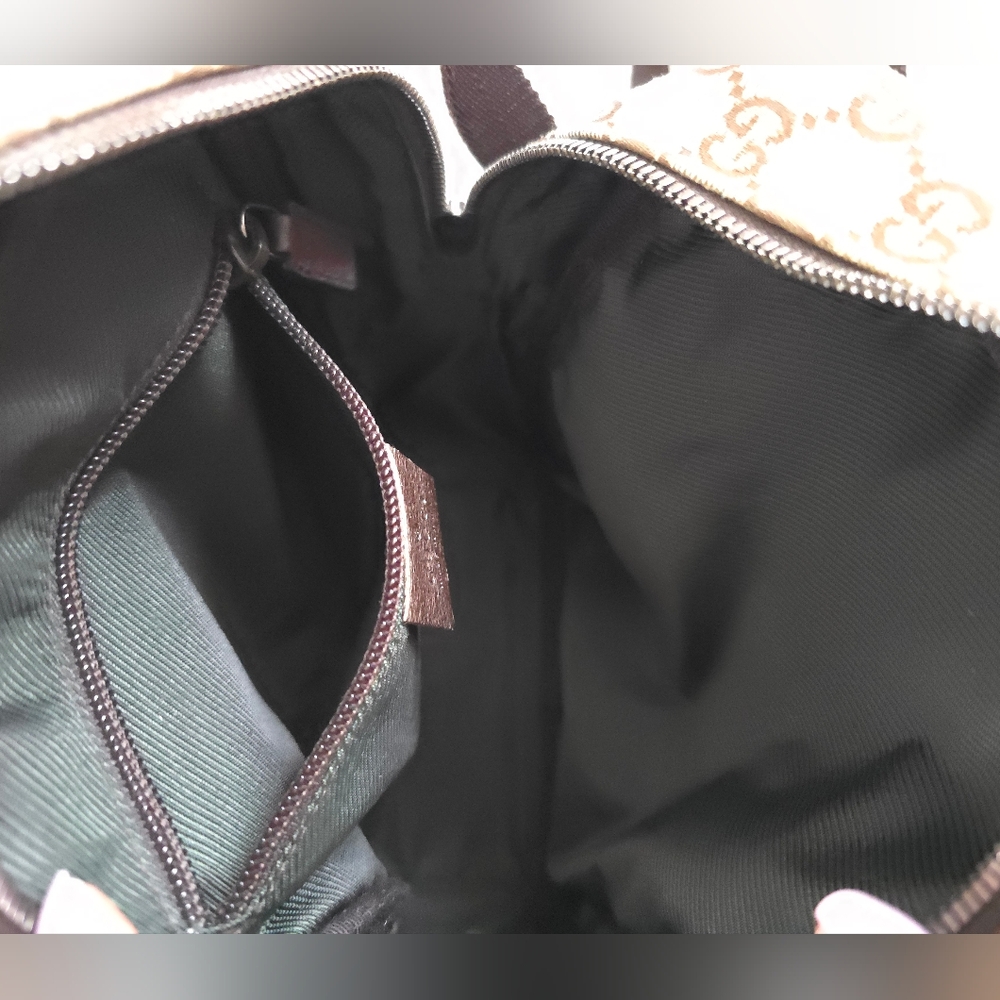 Gucci Shoulder Messenger Canvas Crossbody Bag - Picture 13 of 16
